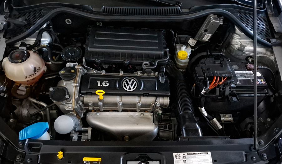 Volkswagen Vento 1.6 STARTLINE AUTO Sedan 2020