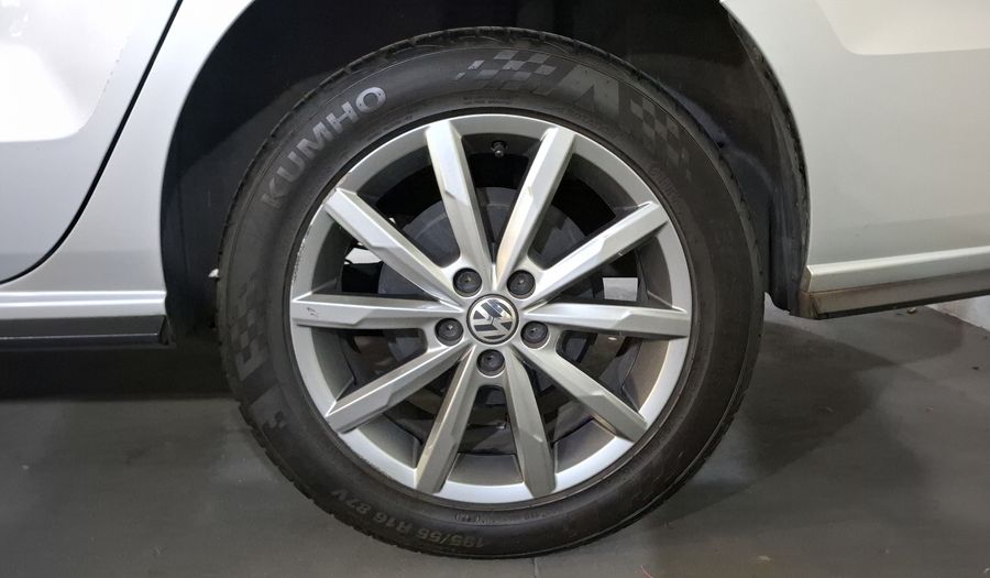 Volkswagen Vento 1.6 STARTLINE AUTO Sedan 2020