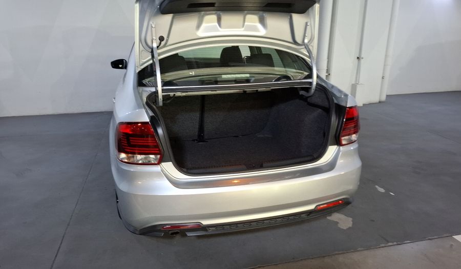 Volkswagen Vento 1.6 STARTLINE AUTO Sedan 2020