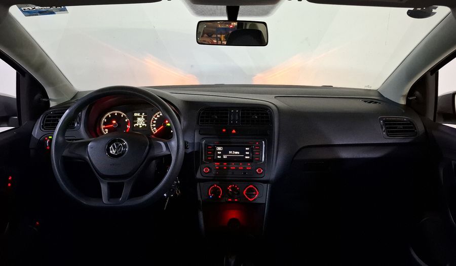 Volkswagen Vento 1.6 STARTLINE AUTO Sedan 2020