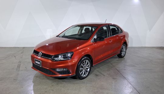Volkswagen • Vento