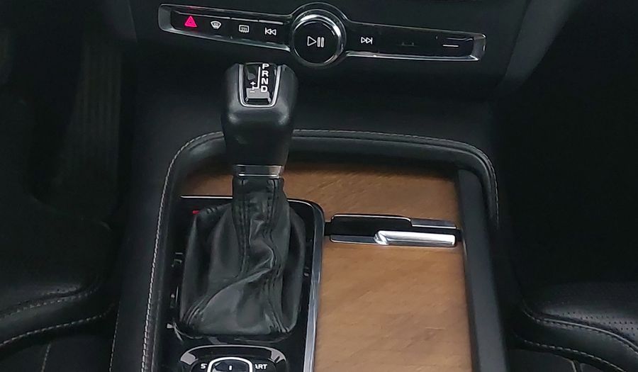 Volvo S90 2.0 INSCRIPTION T6 AWD AT Sedan 2017