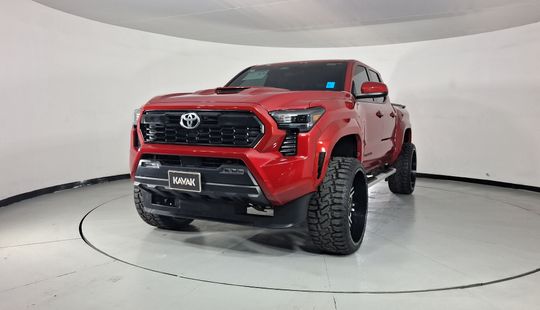 Toyota • Tacoma