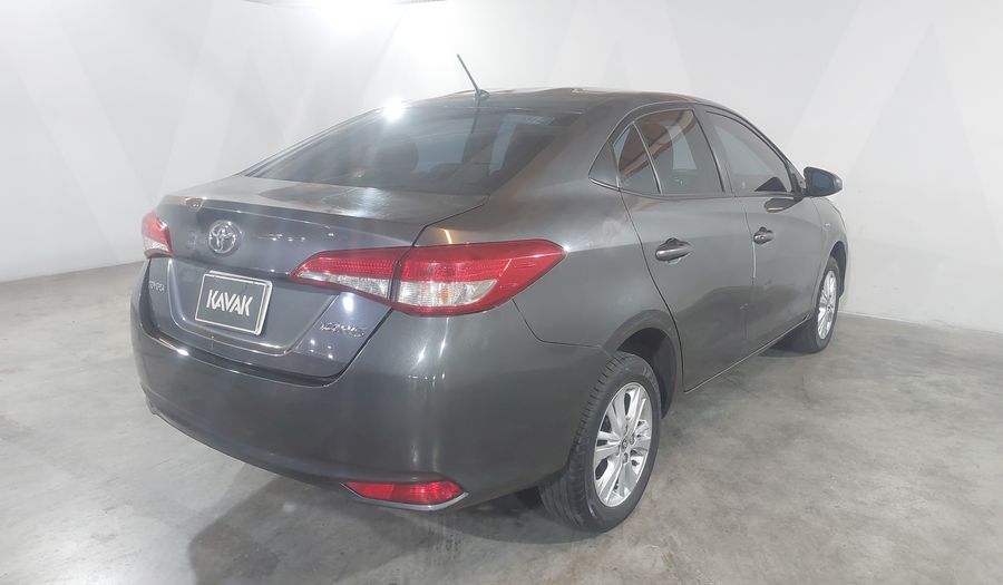 Toyota Yaris 1.5 SEDAN CORE AUTO Sedan 2018