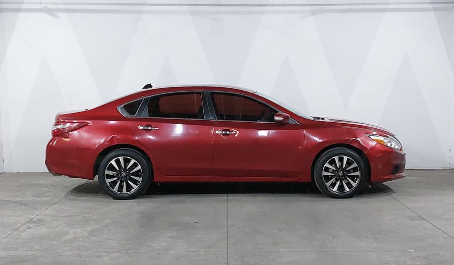 Nissan Altima 2.5 ADVANCE AUTO Sedan 2018