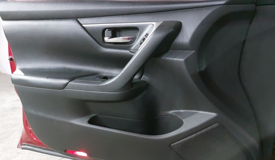 Nissan Altima 2.5 ADVANCE AUTO Sedan 2018