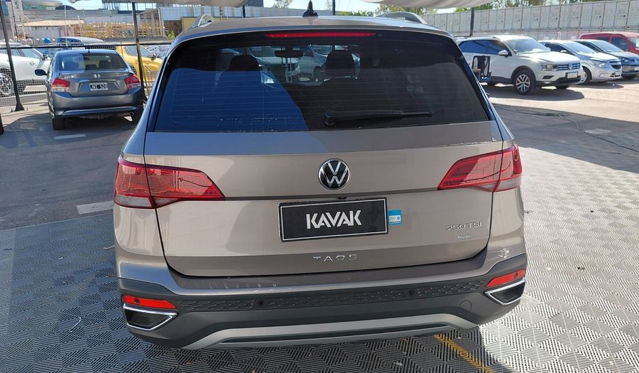 Volkswagen Taos 1.4 250 TSI HIGHLINE AUTO Suv 2022