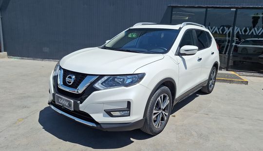 Nissan • X-Trail