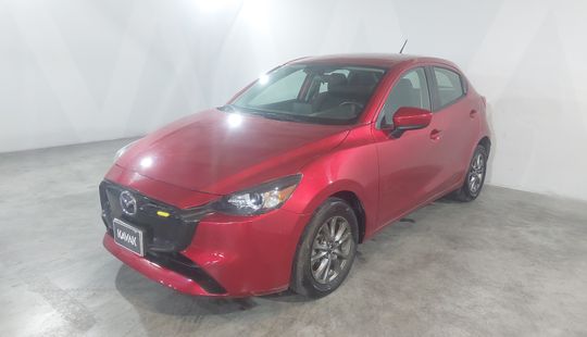 Mazda • Mazda 2