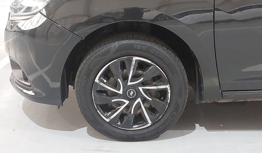 Renault Logan DYNAMIQUE FLEX 16V Sedan 2019