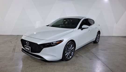 Mazda • Mazda 3