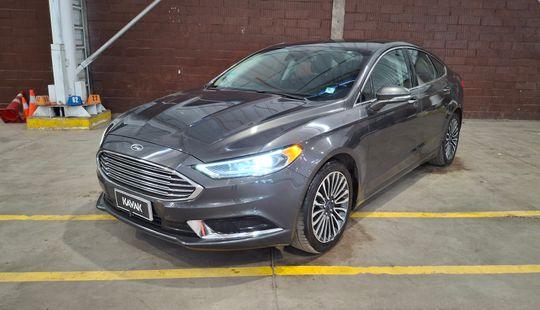 Ford • Fusion