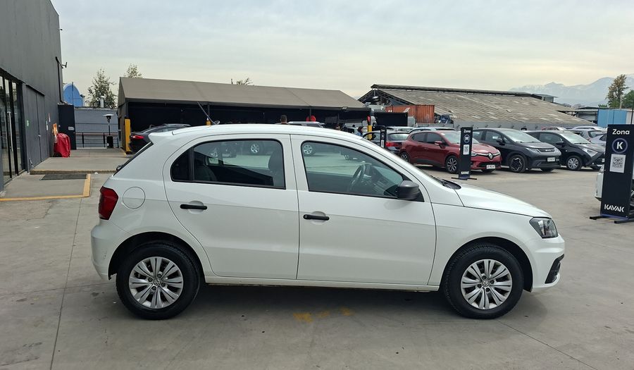 Volkswagen Gol 1.6 POWER AC Hatchback 2018