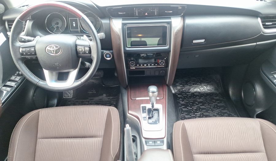 Toyota Fortuner 2.7 AUTO SRV Suv 2019