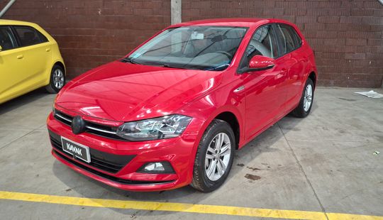 Volkswagen • Polo