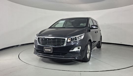 Kia • Sedona