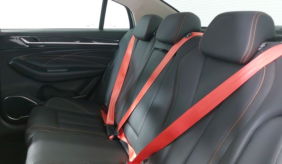 Omoda O5 1.6 GT LIFE DCT Sedan 2024