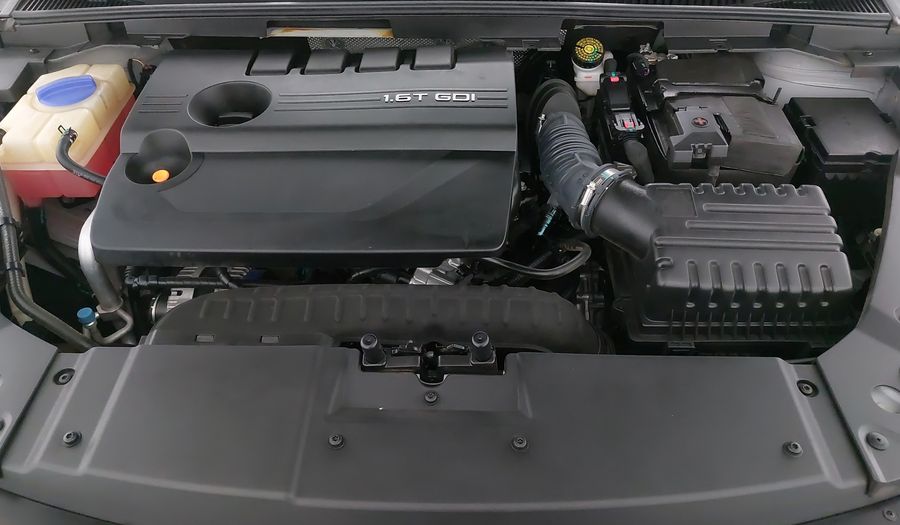 Omoda O5 1.6 GT LIFE DCT Sedan 2024