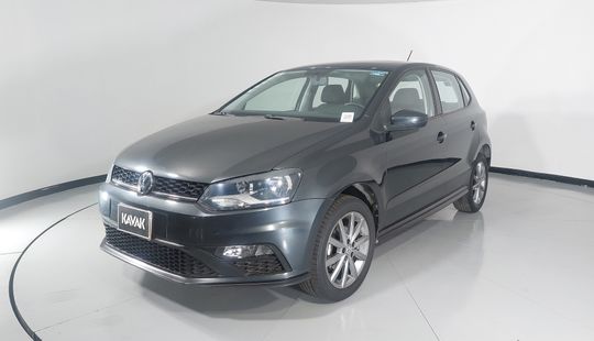 2020 • 71,165 km • Manual