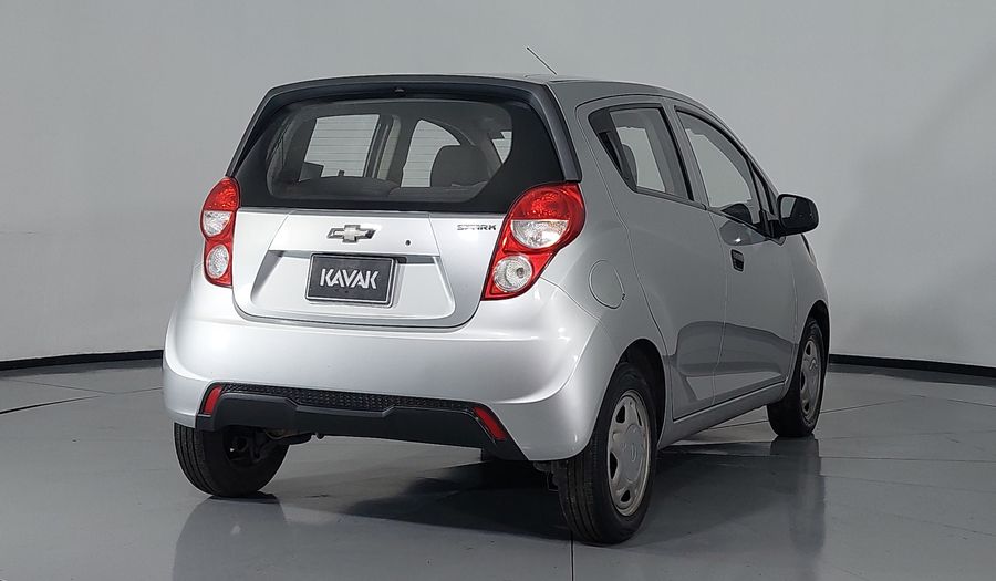 Chevrolet Spark 1.2 LT B MT Hatchback 2014