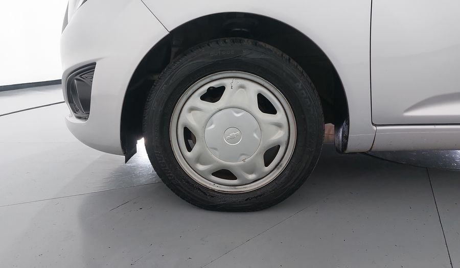 Chevrolet Spark 1.2 LT B MT Hatchback 2014