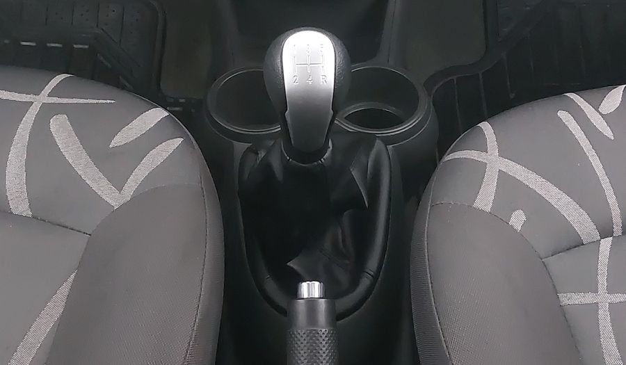 Chevrolet Spark 1.2 LT B MT Hatchback 2014