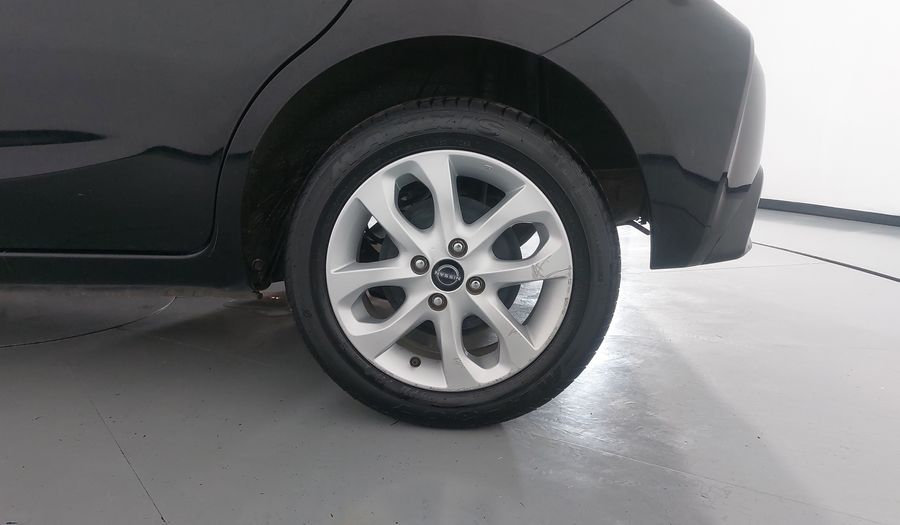 Nissan March 1.6 ADVANCE Hatchback 2023