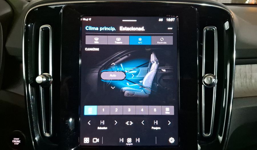 Volvo Xc40 2.0 B4 MHEV PLUS AUTO Suv 2023