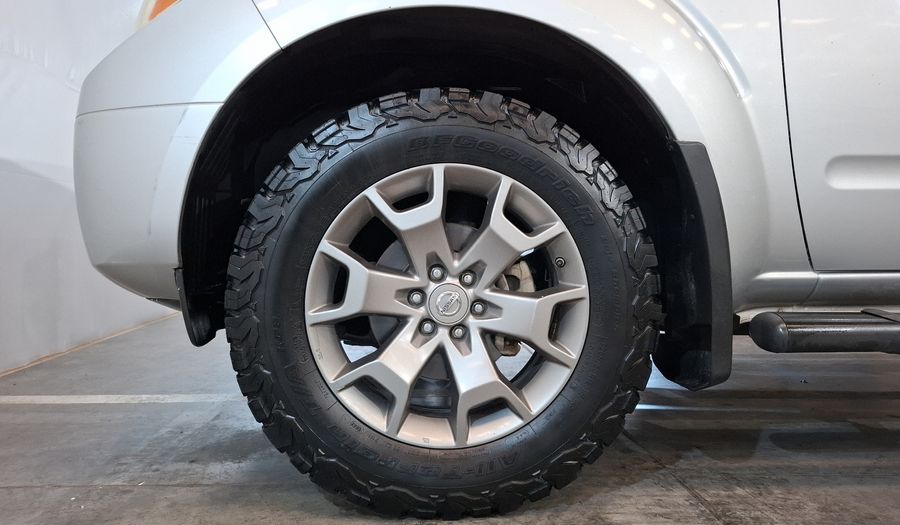 Nissan Frontier 4.0 CREW CAB PRO 4X AT 4WD Pickup 2016