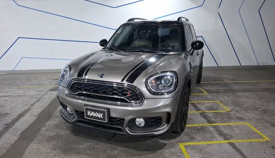 Mini • Countryman