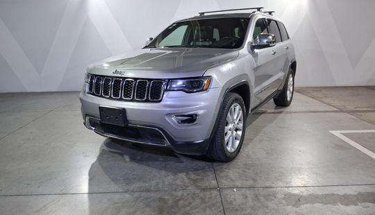 Jeep • Grand Cherokee