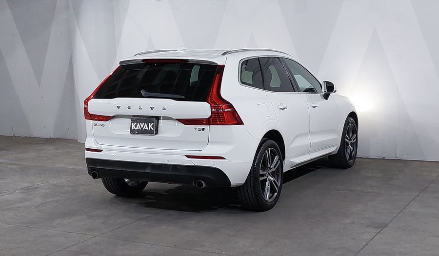 Volvo Xc60 2.0 MOMENTUM T5 AWD AUTO Suv 2018