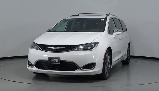 Chrysler • Pacifica