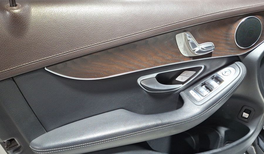 Mercedes Benz Clase Glc 2.0 GLC 300 SPORT 4WD AT Suv 2017