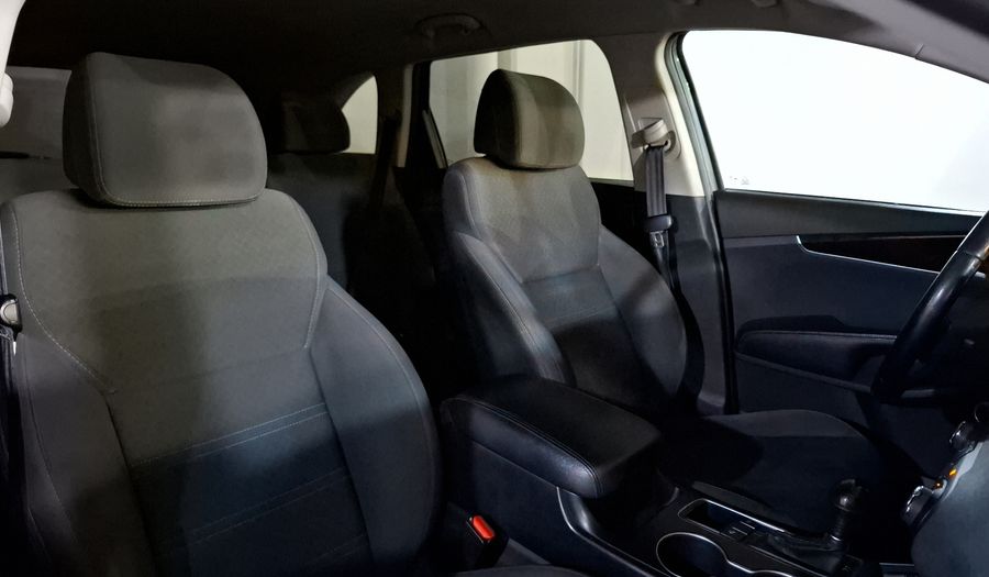Kia Sorento 2.4 LX AT Suv 2017