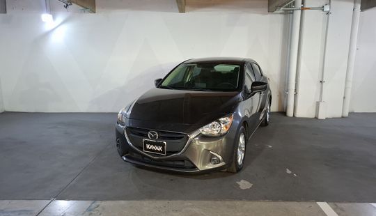 2019 • 31,001 km • Automático