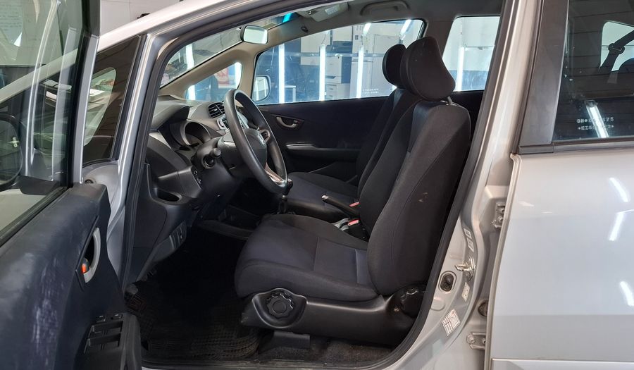 Honda Fit 1.4 LX-L MT Hatchback 2014