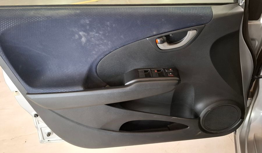Honda Fit 1.4 LX-L MT Hatchback 2014