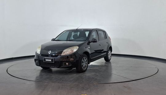 Renault • Sandero