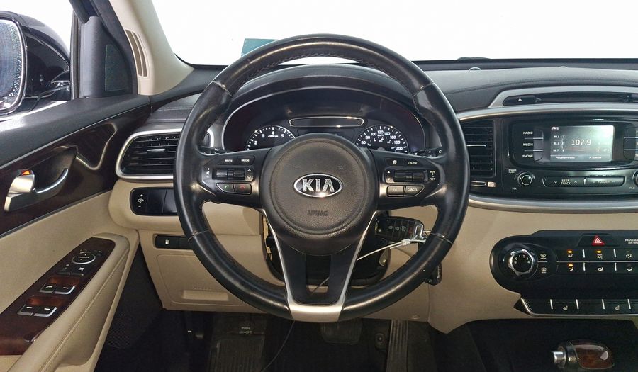 Kia Sorento 2.4 LX AT Suv 2017