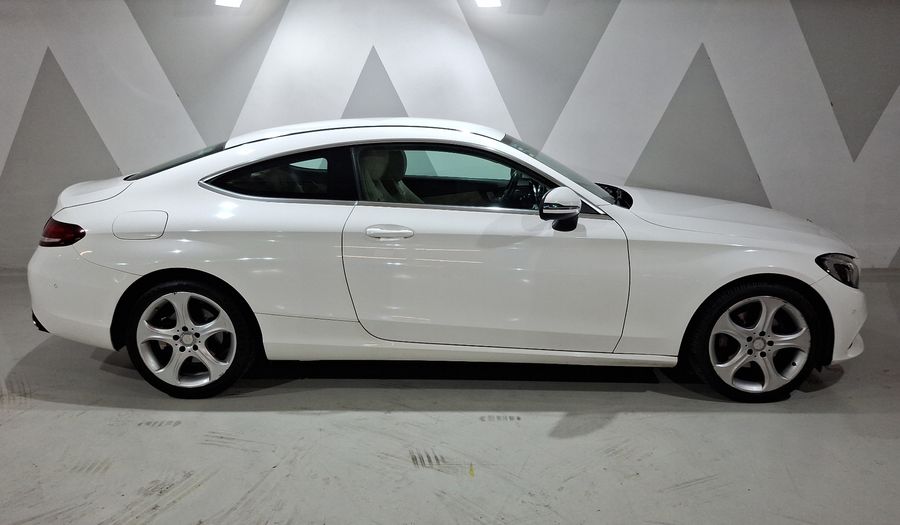 Mercedes Benz Clase C 2.0 200 AT Coupe 2017