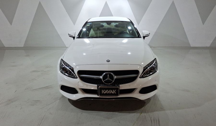 Mercedes Benz Clase C 2.0 200 AT Coupe 2017