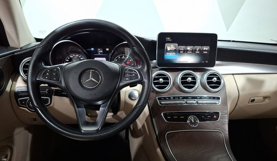 Mercedes Benz Clase C 2.0 200 AT Coupe 2017