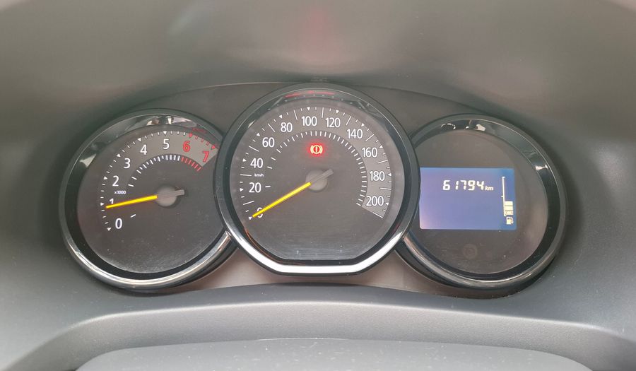 Renault Sandero 1.6 DYNAMIQUE PH2 Hatchback 2016