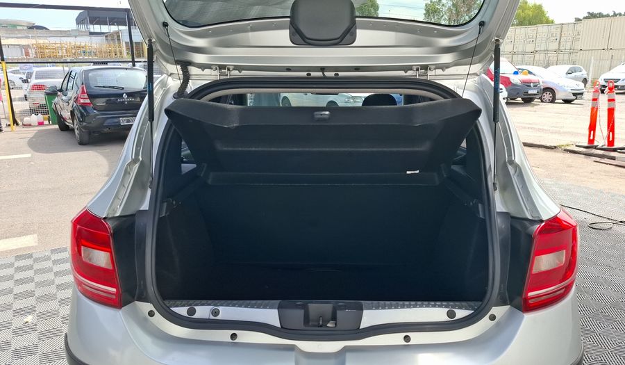 Renault Sandero 1.6 DYNAMIQUE PH2 Hatchback 2016