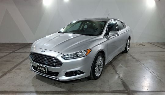 Ford • Fusion