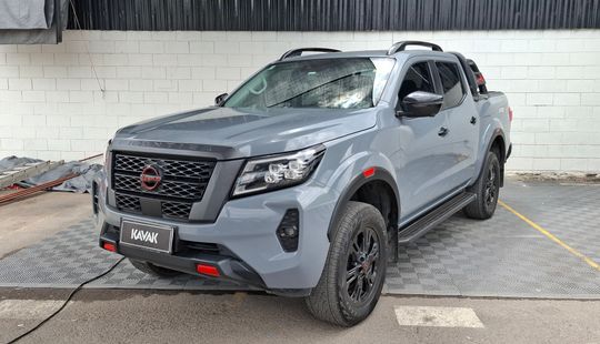 Nissan • Frontier