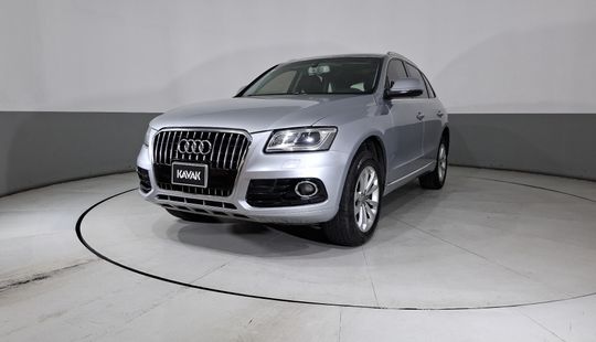 Audi • Q5