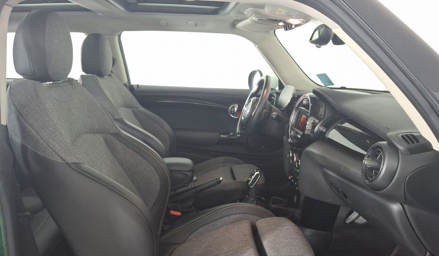 Mini Cooper 1.5 COOPER CHILI Hatchback 2021