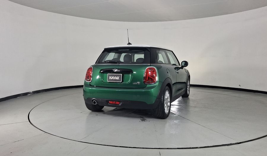 Mini Cooper 1.5 COOPER CHILI Hatchback 2021